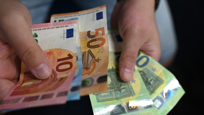 Štát chce pridať viac peňazí rodinám v núdzi: Pozrite si, o koľko by sa mali zvyšovať dávky