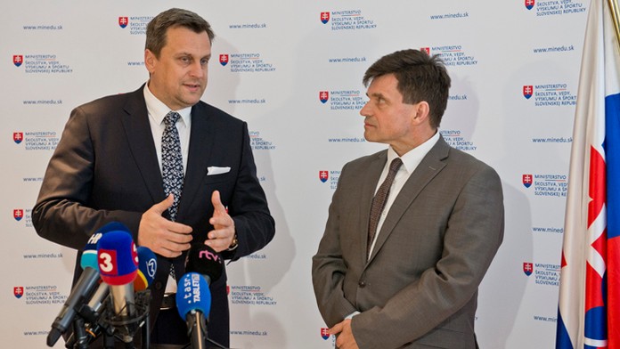 Predseda SNS Andrej Danko a ministra školstva Peter Plavčan. 