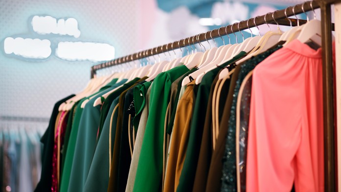 Na Slovensku plánuje skončiť známa značka oblečenia. Sama sa poslala do konkurzu