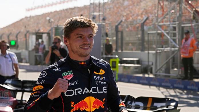 Max Verstappen triumfoval aj v USA. Vyrovnal rekordné zápisy Vettela a Schumachera