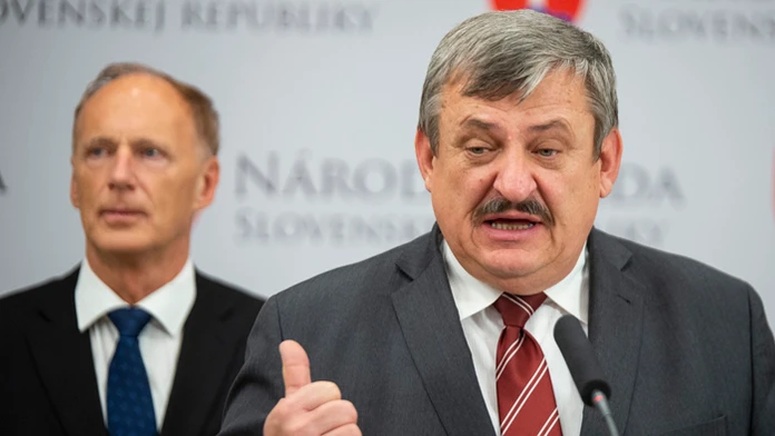 Anton Hrnko (SNS).