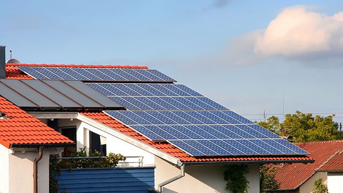 Fotovoltické panely verzus solárne kolektory – ktoré sa vám vyplatia viac?  | TVNOVINY.sk