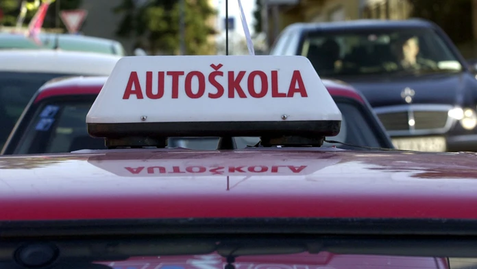 Porota sa musí poradiť.