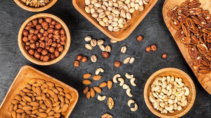 Ktoré orechy nám prospievajú a ktoré naopak škodia?