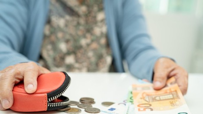 Pozor na dôchodky cez Veľkú noc. Niektorí ich dostanú skôr, iní neskôr