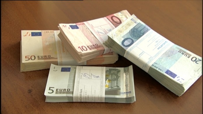 Po zavedení Eura musíte vrátiť viac, ako ste dlhovali