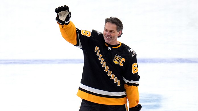 Jágr má 52, ale rekordy láme rovnako ako pred tridsiatimi rokmi. V Česku sa darilo aj Slovákom