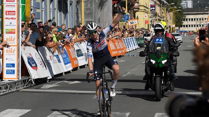Remi Cavagna víťazí v úvodnej etape 67. ročníka Okolo Slovenska v Košiciach