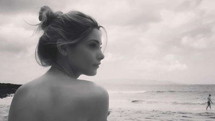 Ashley Greene hore bez