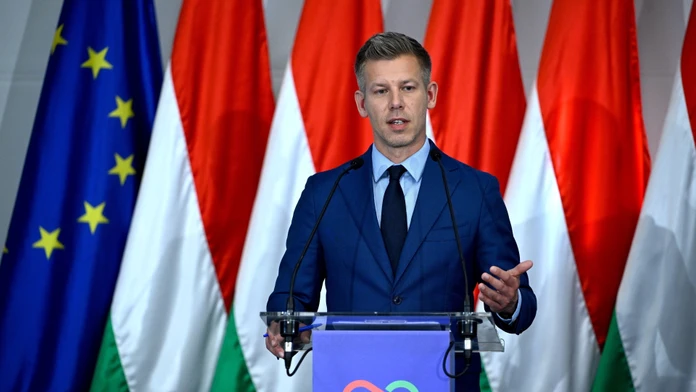Magyar odkázal Zelenskému, aby otvoril ropovod Družba