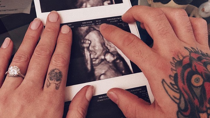 Čerství rodičia sa zobrali.