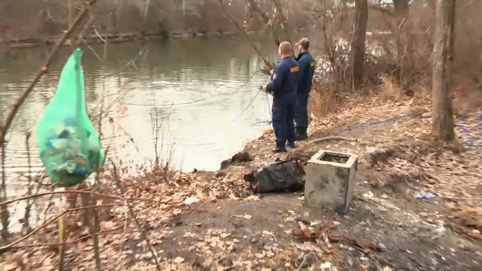 Desivý nález neďaleko Bratislavy. V sude našli zabetónované ľudské pozostatky