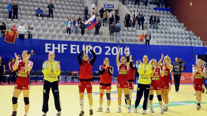 Slovenské hádzanárky ďakujú slovenským fanúšikom