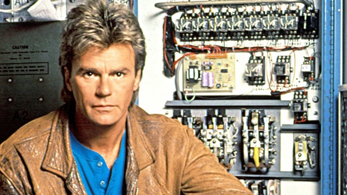 Richard Dean Anderson ako Macgyver.