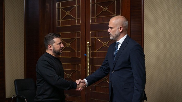 Volodymyr Zelenskyj a minister obrany Martin Sklenár