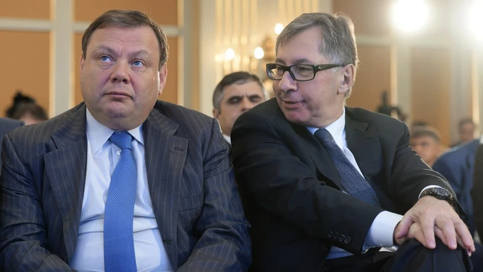 Súd rozhodol, že zaradenie dvoch ruských oligarchov na sankčný zoznam EÚ bolo neoprávnené