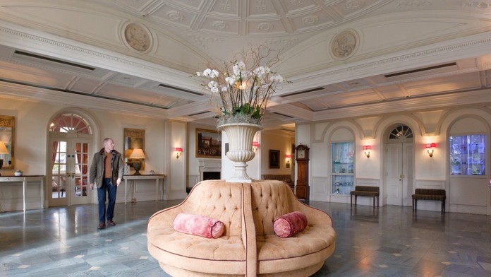 Za noc v luxusnom hoteli zaplatil jediný cent. Polícia odhalila, ako obišiel systém