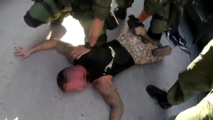 Páchateľa zadržali na bratislavskej Nevädzovej ulici.