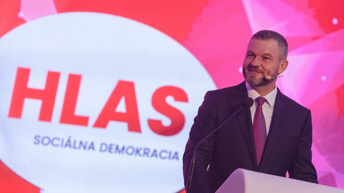 Predseda strany Hlas-SD Peter Pellegrini na sneme v Nitre.