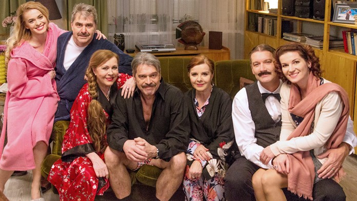 Susedia sa nahodili do pyžám a županov