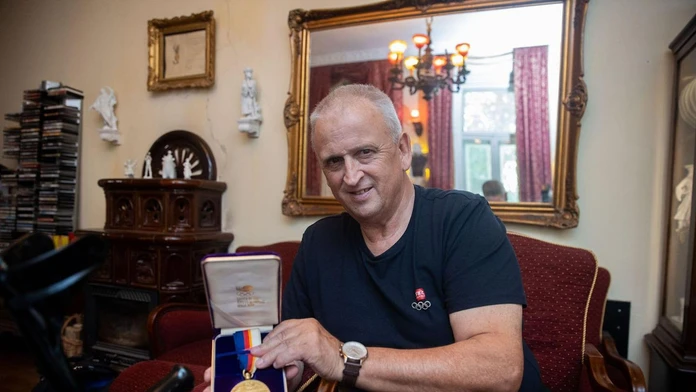 Maďarskému šermiarovi ukradli zlatú olympijskú medailu. Ak ju zlodej vráti, čaká ho prekvapivá odmena