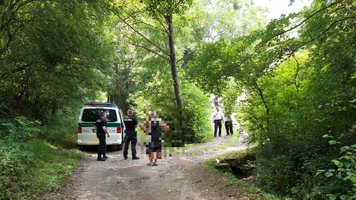 Polícia na mieste nehody.