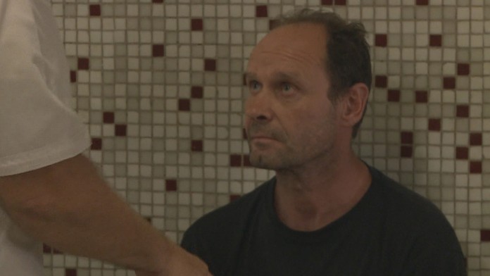 Tibor (46), ktorý vyhodil o rok mladšiu partnerku z balkóna.