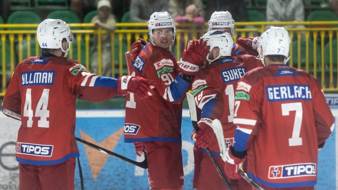 Extraliga: Košice vysoko prehrali, no udržali sa na čele. Liptovský Mikuláš sa dotiahol na Zvolen