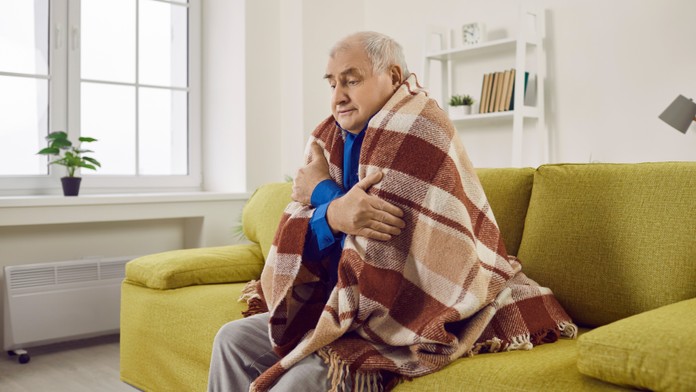 S pribúdajúcim vekom nám zvykne byť viac zima. Prečo je to tak a ako s tým bojovať