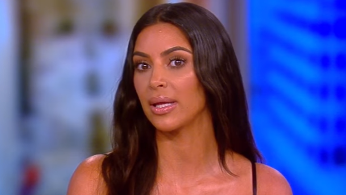 Kim Kardashian v relácii The View.