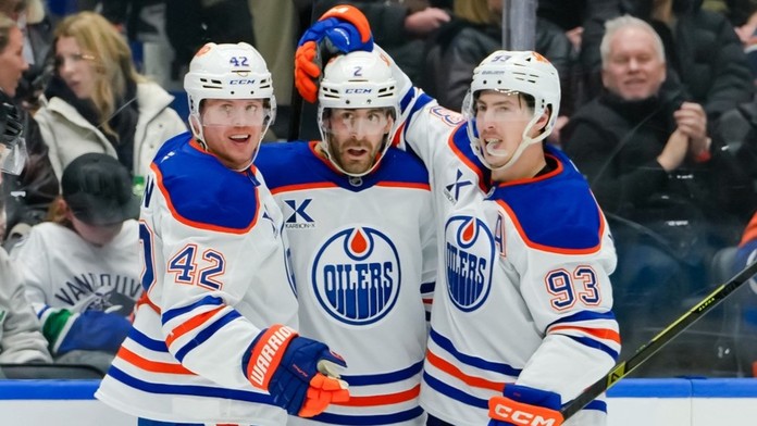 St. Louis s Dvorským odišlo z Edmontonu s debaklom. Detroit uspel po predĺžení