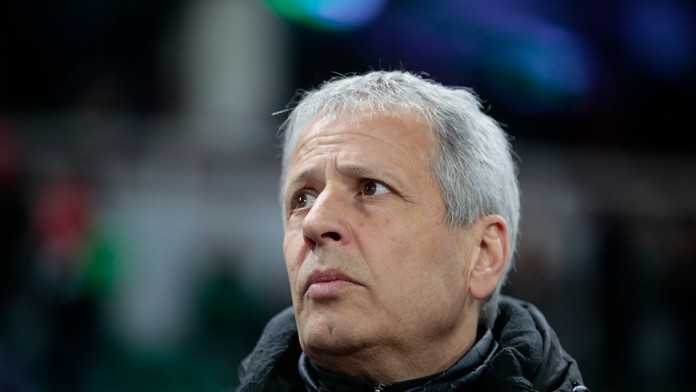 Na archívnej snímke z 22. februára 2018 tréner francúzskeho futbalového klubu OSG Nice Lucien Favre.