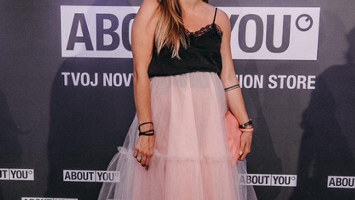 V bielom krúžku Exoplanéta HAT-P-5.