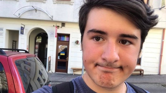 Juraj K. sa odfotil pre barom, kde neskôr strieľal 