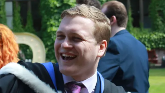 Mladík si na večeru objednal pizzu, do hodiny zomrel. Urobil osudovú chybu