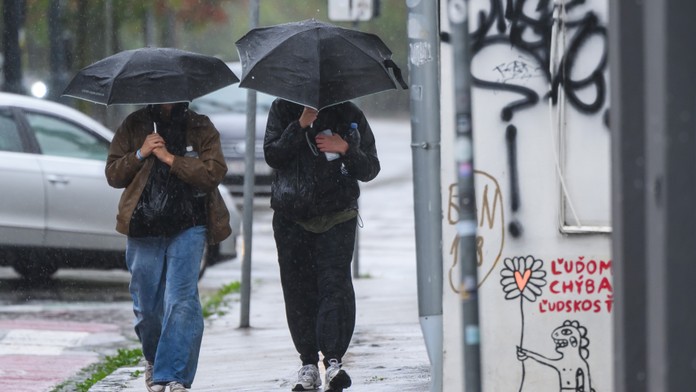 Dážď v Bratislave (archívne foto)