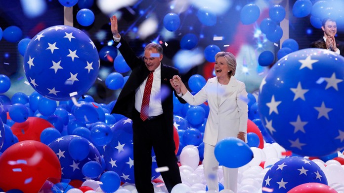 Demokratická kandidátka na prezidentku Hillary Clintonová a nominovaný viceprezident Tim Kaine.