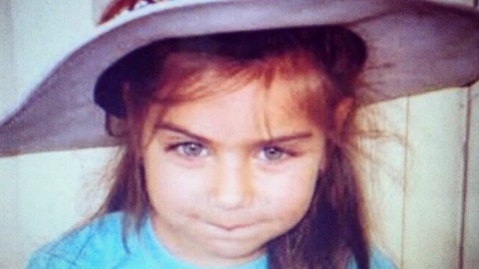 Amine Gülşe v detstve