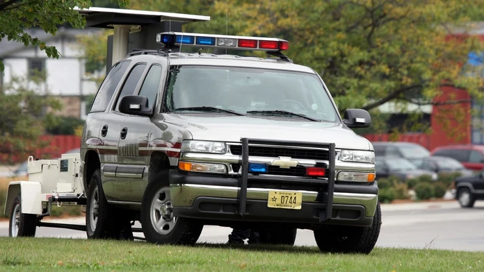 Policajné auto vo Wisconsine