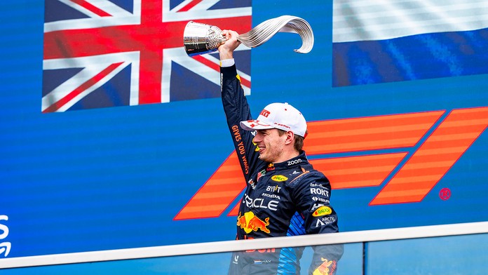 VEĽKÁ GALÉRIA: Kanada priniesla návrat šampióna na trón aj premiérové pódium Mercedesu. Preteky komplikoval dážď