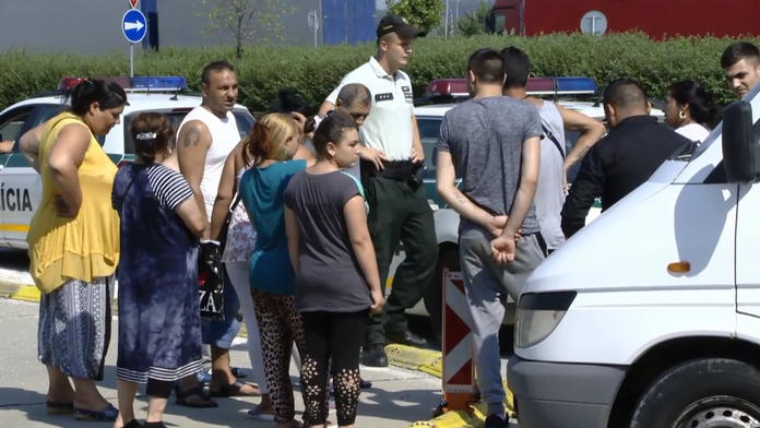 Zadržaní migranti pri Čunove