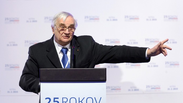 Zomrel jeden zo spoluzakladateľov KDH Ivan Čarnogurský