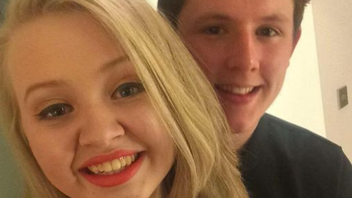 Chloe Rutherford a Courtney Boyle sú stále nezvestní