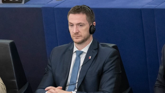 Milan Uhrík
