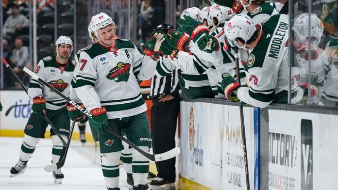 VIDEO: Trojbodový Kaprizov režíroval triumf Minnesoty, Fehérvárymu sa vôbec nedarilo