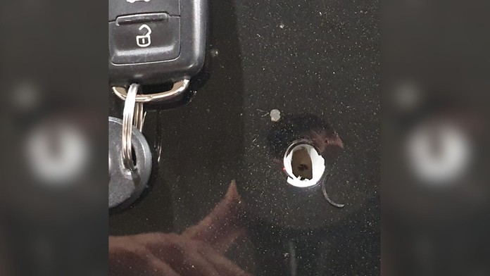 Diera v aute Juraja Rizmana