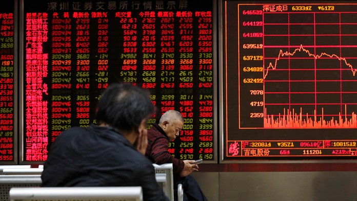 Kurz eura klesol v reakcii na vývoj v Taliansku.