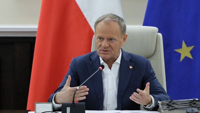 Poľsko reaguje na agresívne rusko-bieloruské vojenské manévre. O polnoci uzavrieme hranice, oznámil Tusk