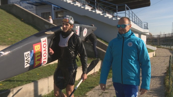 Matej Beňuš s novým trénerom Petrom Škantárom.