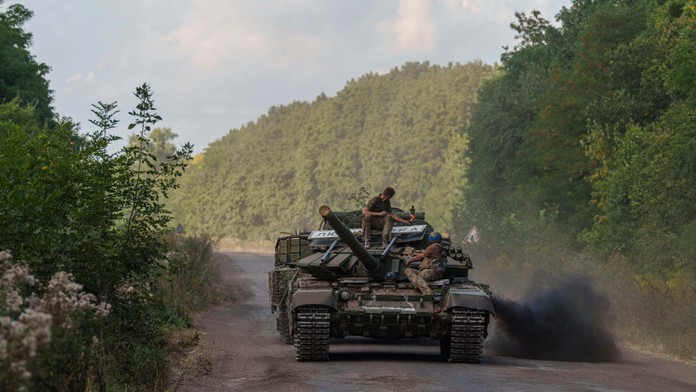 Ruský poslanec varuje: Ukrajinský vpád do pohraničných oblastí priviedol svet na pokraj globálnej vojny